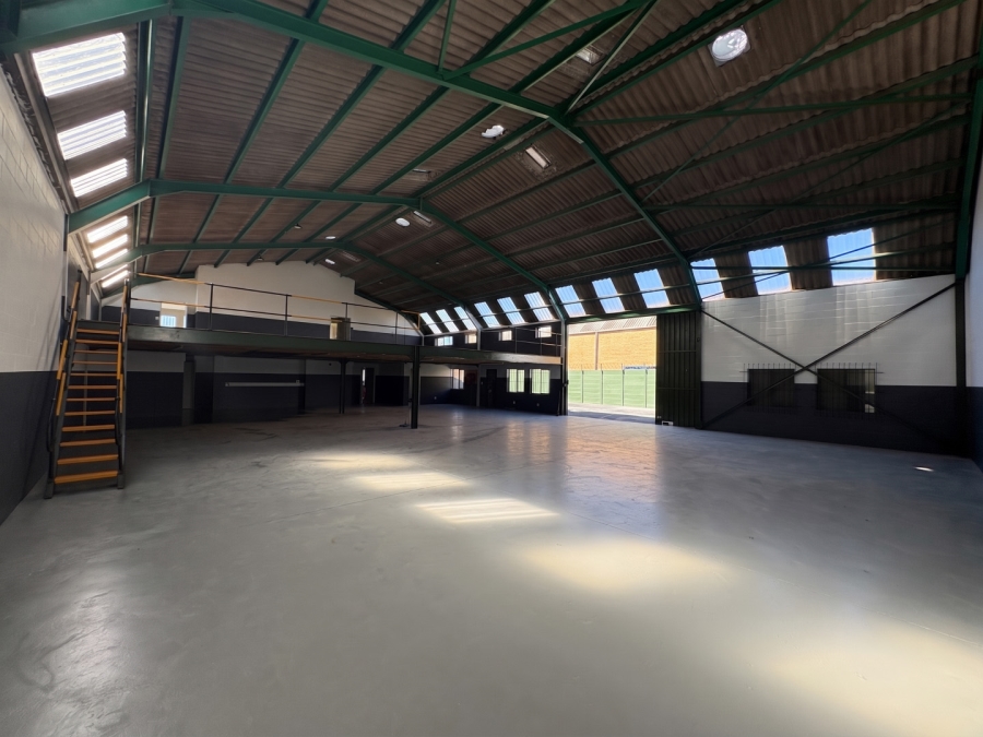 To Let Commercial Property for Rent in Montague Gardens Western Cape